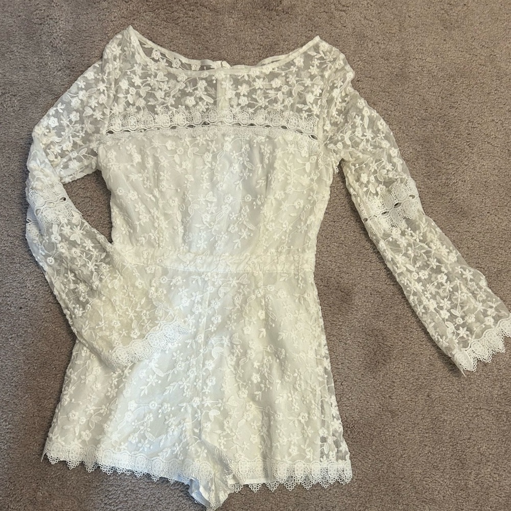 White Lace Long Sleeve Romper BB Dakota Brand